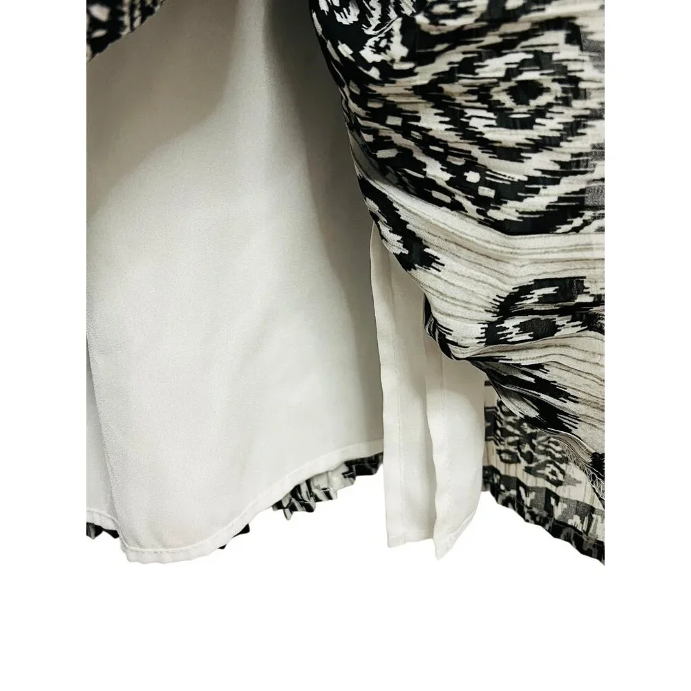 Alfred Dunner Skirt Women's Large Black‎ White Ikat Pleated Chiffon Lined Midi